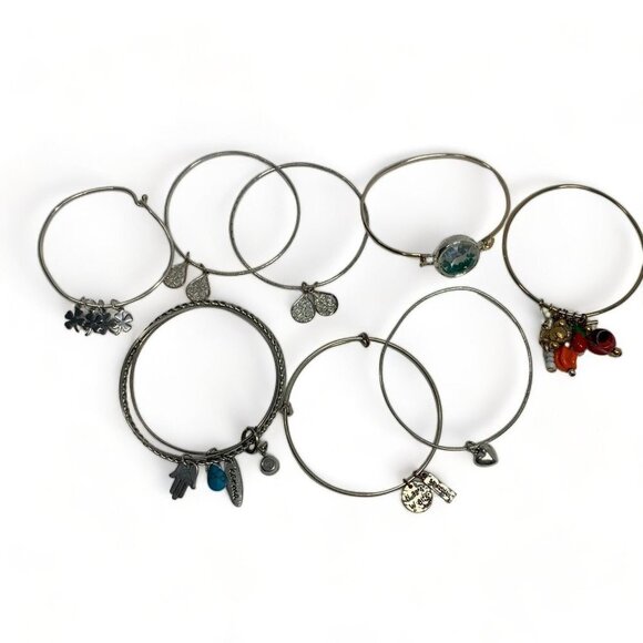 Lot of 8 Assorted Silver Tone Charm Bracelets Expandable - Picture 1 of 11